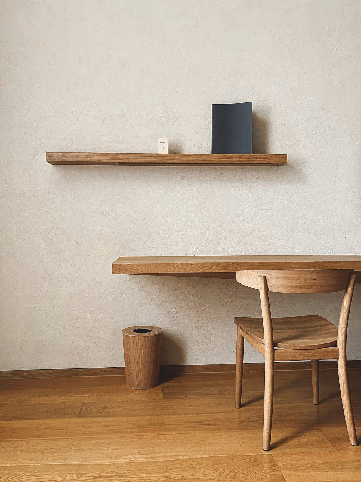 Massivholz Beistelltisch 032